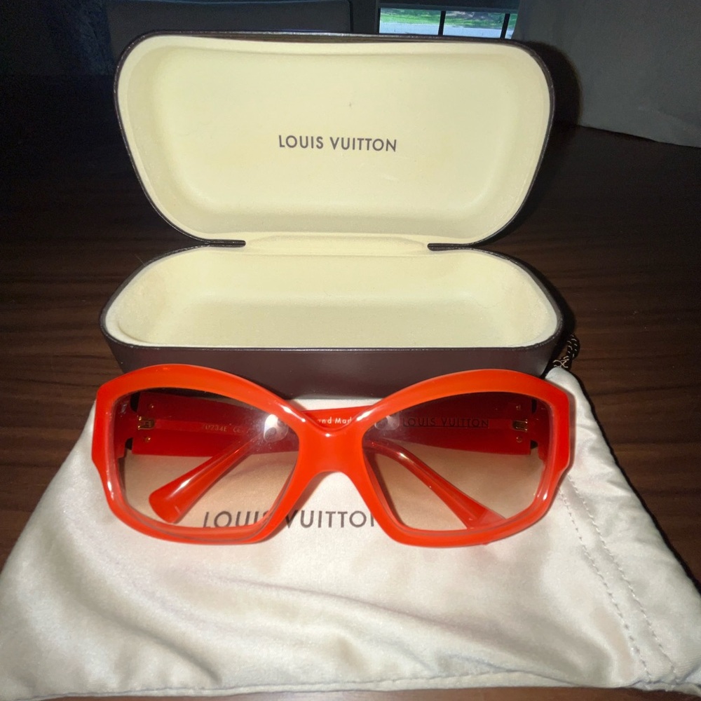 Authentic Louis Vuitton Sunglasses